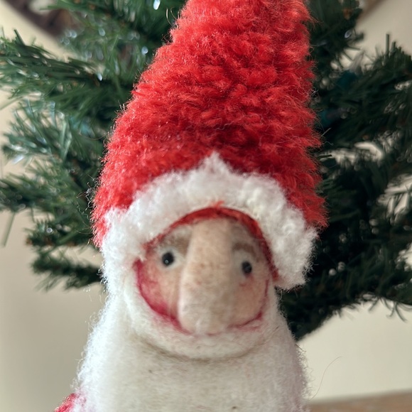Wool Felt Santa with Red Hat & Packages - Picture 9 of 14